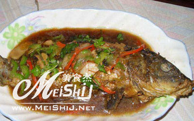家常炖鱼www.meishij.net